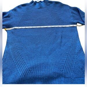 Women’s Sweater Size xxxxs